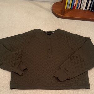 DSG Quilted Long Sleeve Henley Pullover in Olive Green